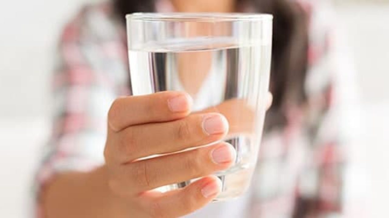 What Is Alkaline Water and What Are the Benefits?
