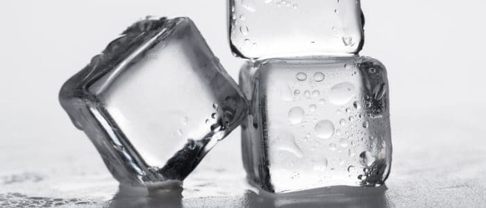 https://quenchwater.com/wp-content/uploads/2020/06/The-Full-Cube-Square-Ice.jpg